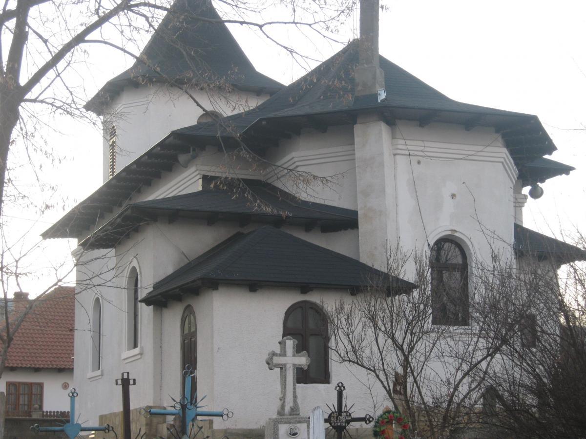 Biserica Sfinții Arhangheli Mihail și Gavriil 